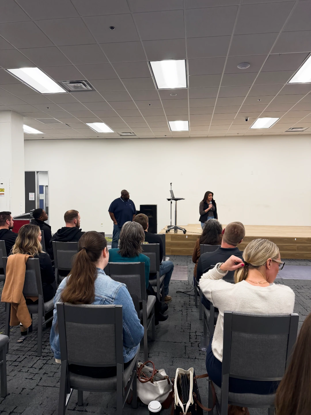 Meeting photo 10
